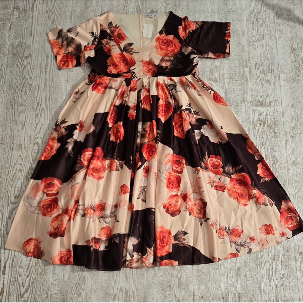 NWT Flycurvy Women Rose Floral V-Neck Fit and Flare Dress 5XL Plus Size Romantic